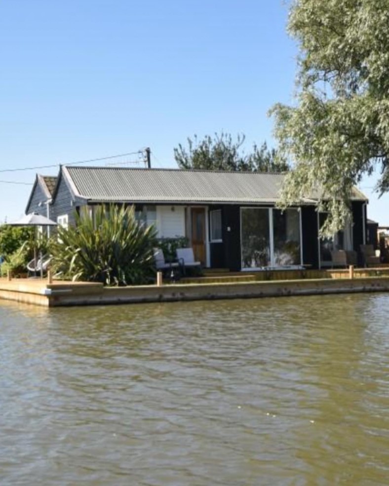 Sunray Riverside Lodge